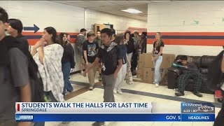 Southwest Junior High students walk the halls for last time in current building