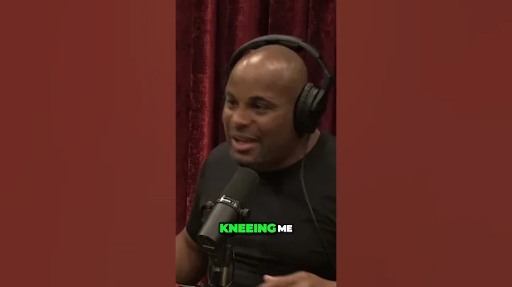 Joe Rogan and Daniel Cormier discuss the challenges of Fighting Jon Jones #ufc #mma