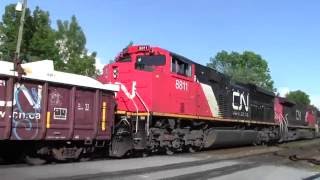 CN 8853 2611 & 8811 Leads CN 354 East At Hampton BC