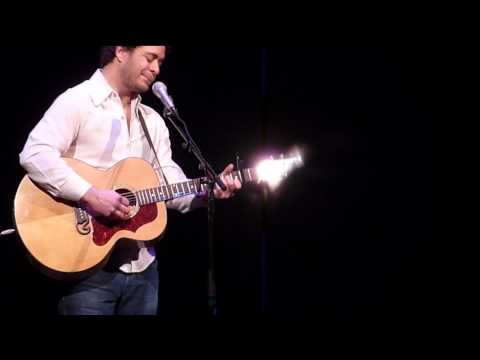 Amos Lee LIVE "Hang Me Oh Hang Me"/ "I'be Been All...