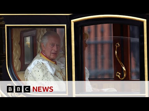 Coronation: king charles iii travels to westminster abbey in diamond jubilee state coach - bbc news