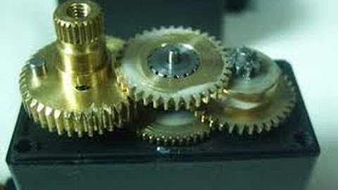 HACKED: Servo motor for continuous rotation