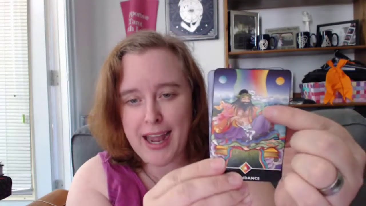 LIVE: FREE TAROT & ORACLE READINGS