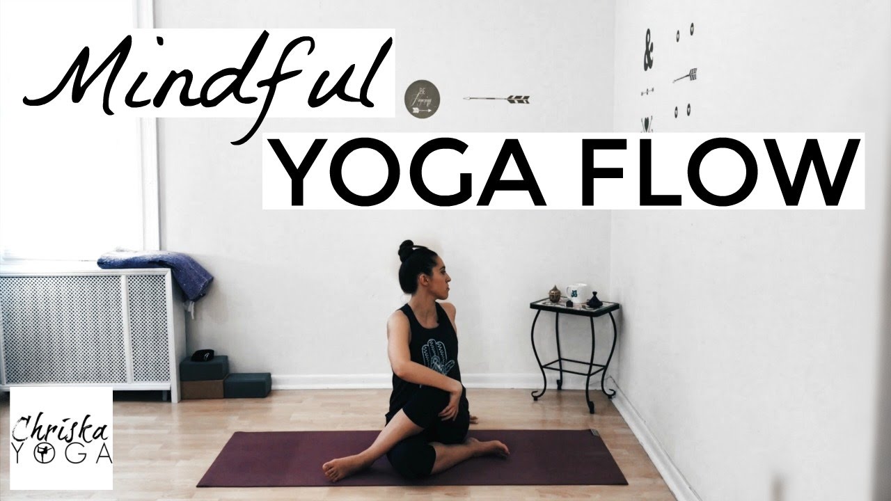 Mindful Yoga Flow | 30 Minute Mindful Yoga | Slow and Gentle Yoga