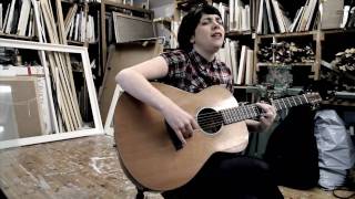 Lisa O'Neill :: Wagoners Lad & I Worne My Elbow (Ivor Cutler) chords