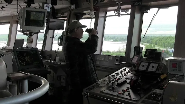Paul R Tregurtha downbound from the bridge - Great...