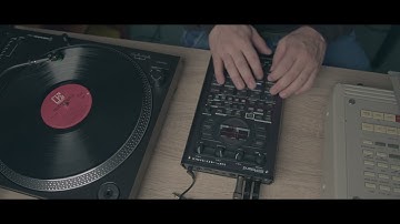 SP 404 MK2 Making a Sampled Beat from Soul Records