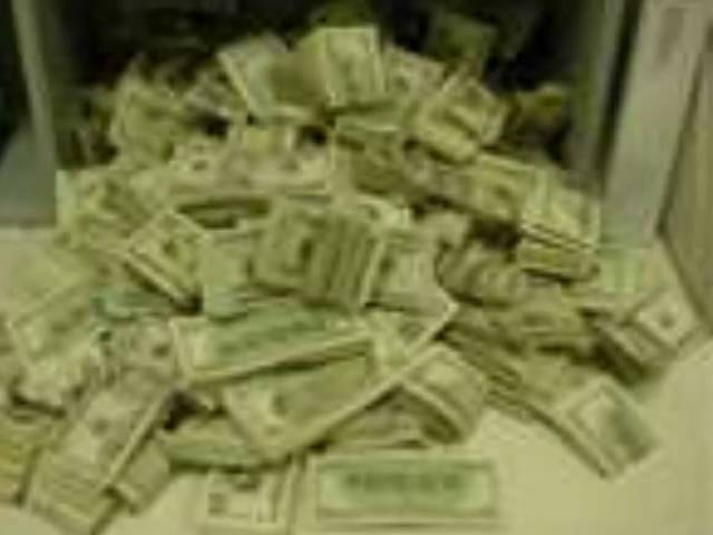 Ver Plenty Money en YouTube Ver Plenty Money en YouTube
