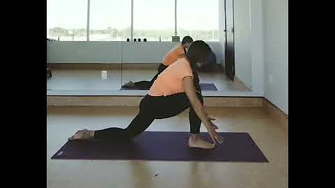 Easy Yoga Flow with Low Lunge