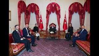 Hande Yener Ve Demet Akalın Cumhurbaşkanı Erdoğanı Ziyarettinden Görüntüler