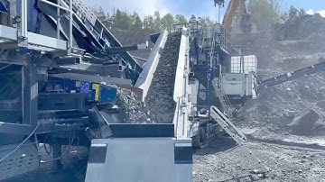 🚀 Crush Stones Anywhere, Anytime! 🚀#MobileStoneCrusher #StoneCrushing #ConstructionEquipment