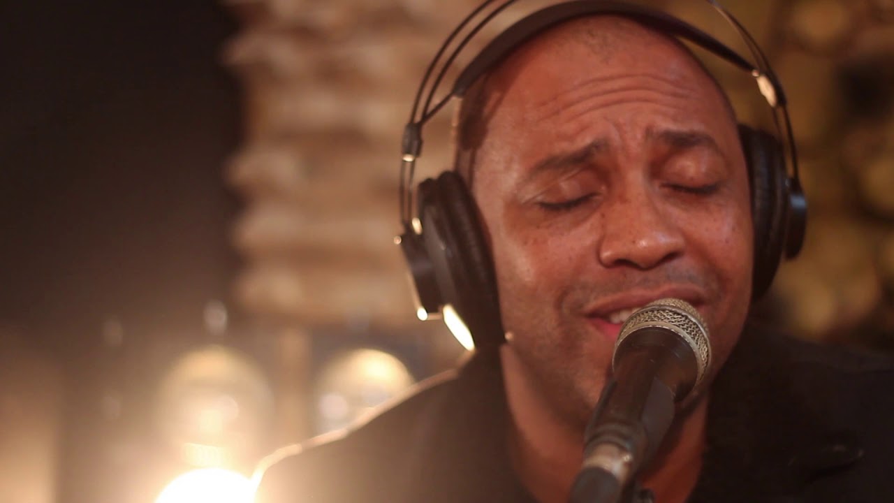 Salgadinho - Eternamente Feliz (Solo Cavaquinho)