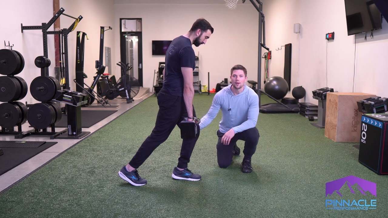 Kickstand Hinge with Forefoot Focus