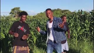 Kumunzi Nkubotu Feat AlifatiQ & King YC