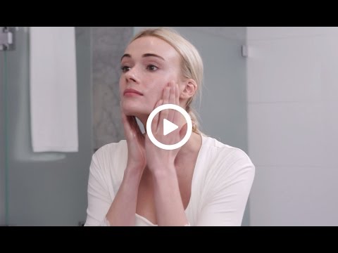 Video: Jag Försökte Den Dubbla Rengöringstrenden Och Det Förvandlade Min Hud Helt