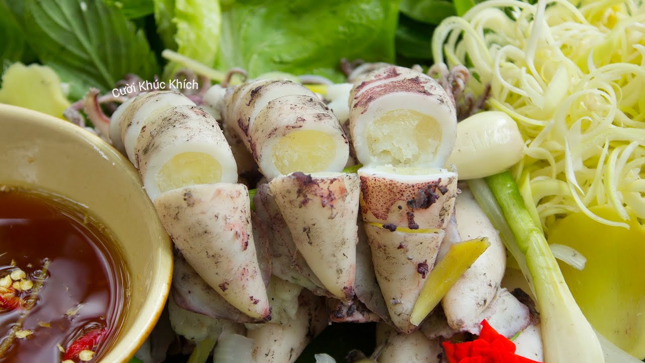 CÁCH LÀM MÓN MỰC TRỨNG HẤP CUỐN BÁNH TRÁNG CHẤM MẮM GỪNG - CKK