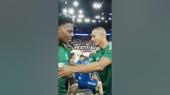 Speed lifted the Champions League trophy before Mbappe. 😭💀
