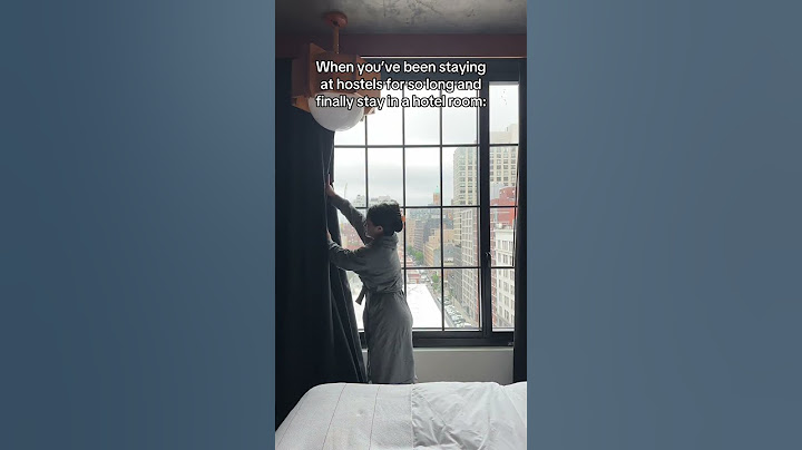 Hostel girlie stays at a hotel, forgets how to act #hosted #acehotelbrooklyn #travel #solotravelgirl