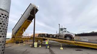 Unloading a chip van