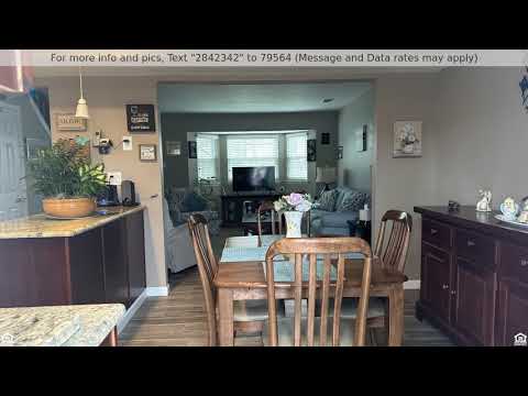 18 Sunhollow Court 18, Deer Park, NY home video tour