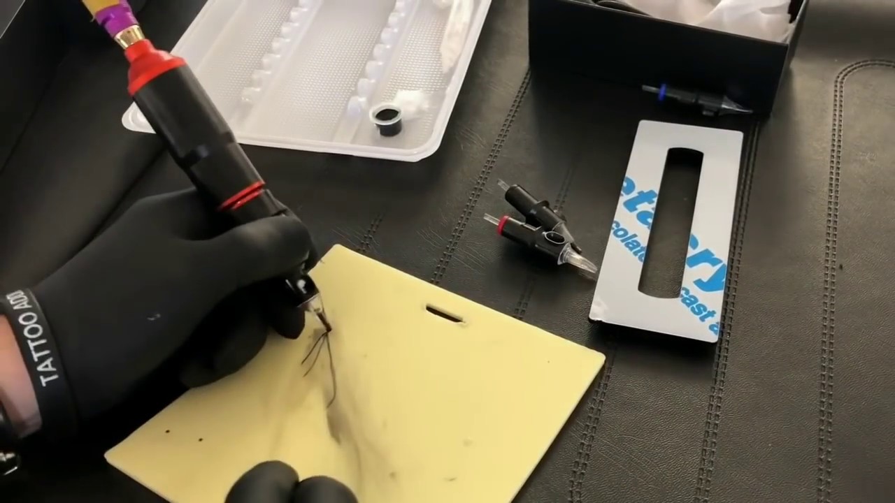 Comment Faire Fonctionner Une Machine à Tattooé Rotative