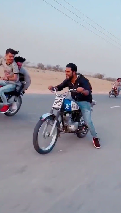 Shahnawaz 46 king zig zag | one wheeling stunts pakistan#onewheeling #viral #youtubeshorts