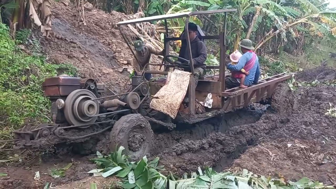 Cong nong lên nui Gap đương bun tai lang đôn