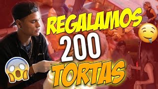 REGALAMOS 200 TORTAS EN LA CALLE | SoyFranciscoALV FT ANDREA ZUÑIGA