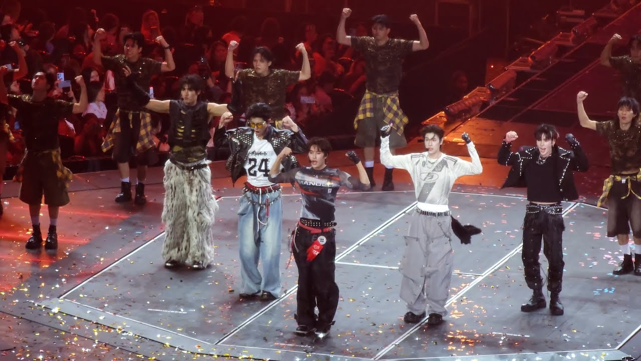Dangerous + Run: GEMINI JOONG SANTA POND PHUWIN #LOLFanFest2026D2