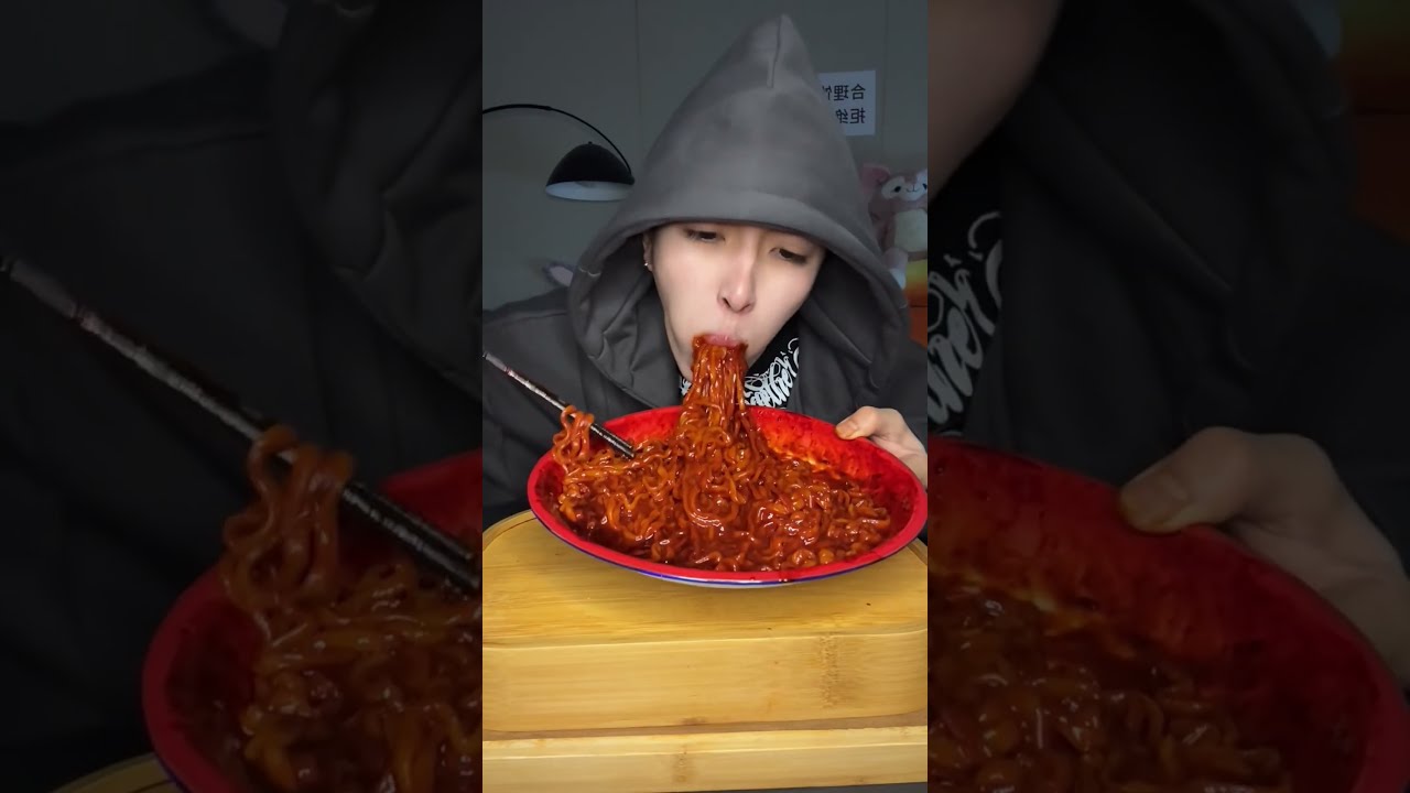 SPICY NOODLES FINISHED IN A GO MUKBANG ASMR EATING Mukbang Shorts Food Eating Asmr