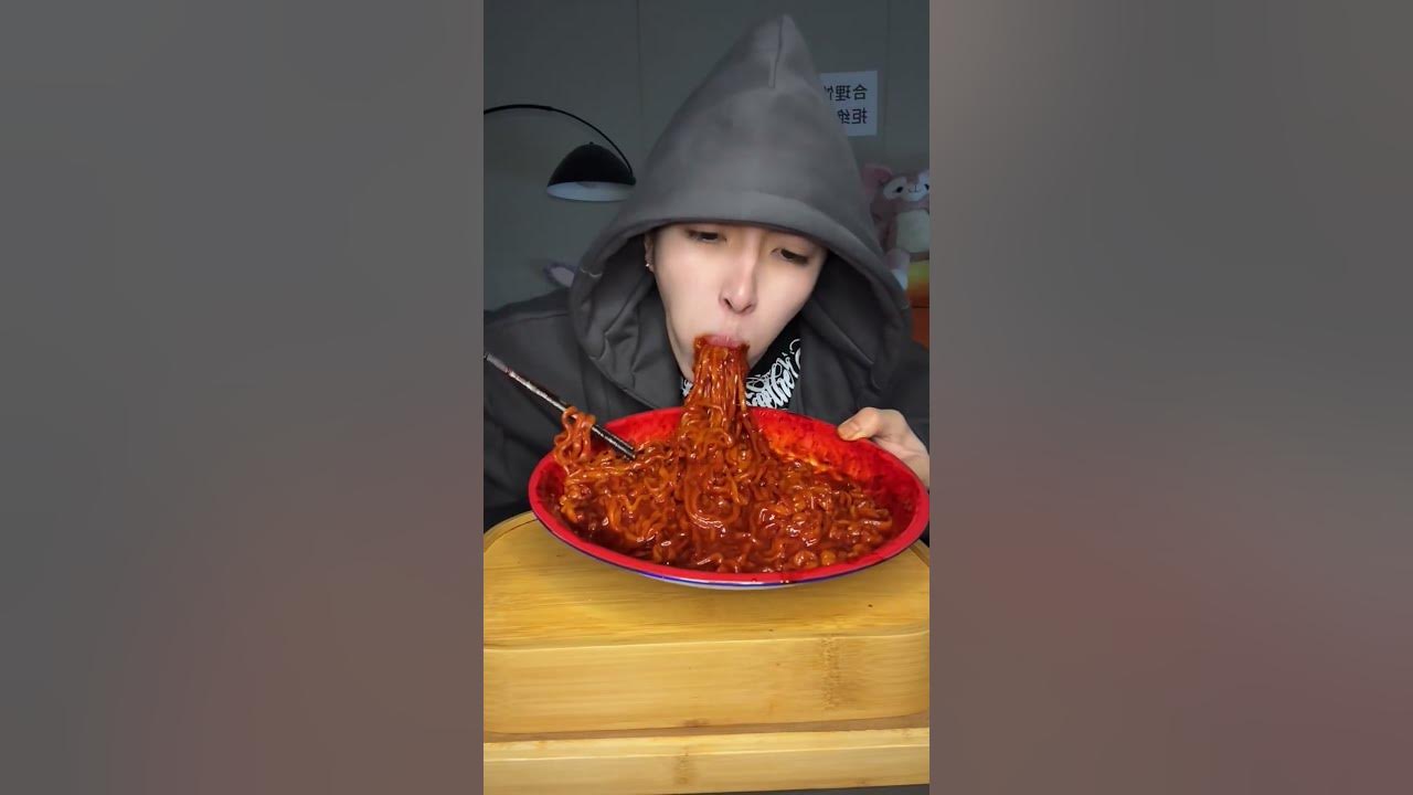SPICY NOODLES FINISHED IN A GO | MUKBANG | ASMR EATING | #mukbang #shorts #food #eating #asmr