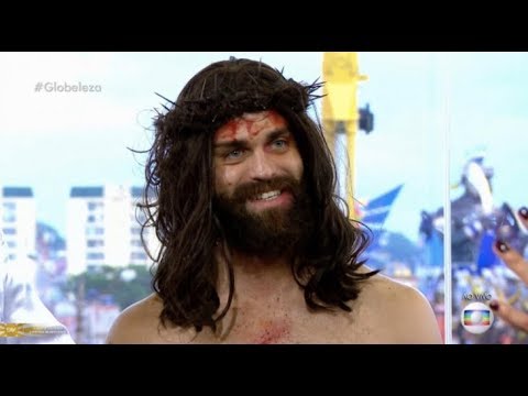 critical race theory ELE INTERPRETOU JESUS NO CARNAVAL E FOI ATROPELADO
