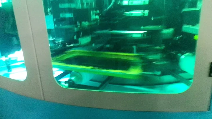 auto 3 color wine/liquor/vodka glass bottle/container CNC screen printing machie