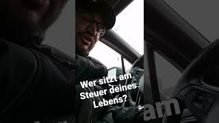 Wer sitzt am Steuer? #freiham #projektkfreiham #auto