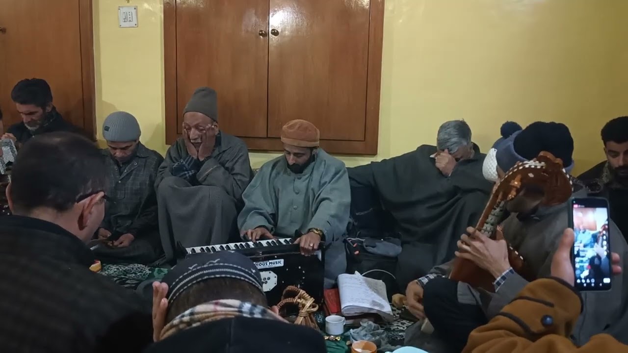USTAD FASAIL KHAN// SUFI SUPERHIT SONG// MEHFIL AT SRINAGAR 