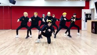 stray kids back door dance practice beyond live con.