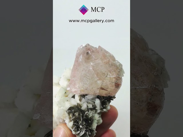 GFS0701 FLUORITE - PAKISTAN #minerals  #crystalshop #gemstone #crystals #gems