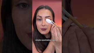 Simple Eyeshadow Hack