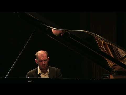 Rachmaninov - Variations on a theme by Corelli op.42 - Andrei Korobeinikov