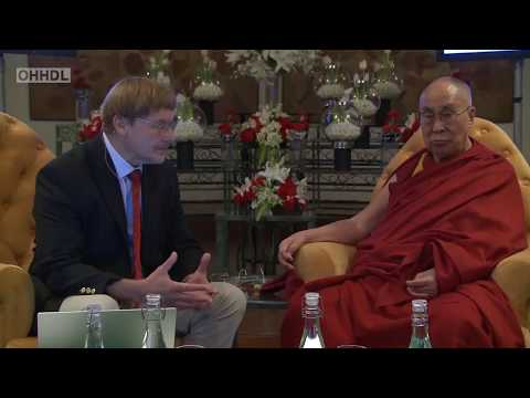 Video: Далай Лама көңүл ачуу үчүн эмне кылат?