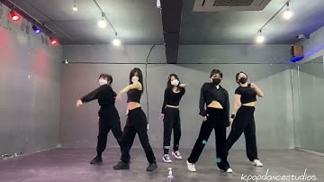 ITZY - ‘Sorry Not Sorry’ Dance Practice (Mirrored)