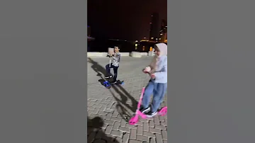 Shorts سكوتر كهربائي Vs سكوتر رياضي 