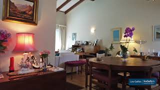 A Magnificent Simplex Town Home In Sandown. Lew Geffen Sothebys International Realty