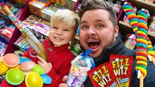 TRYING FOREIGN CANDY!