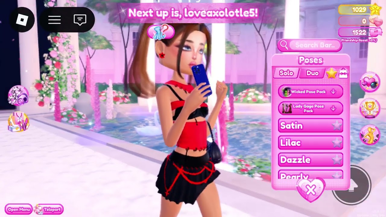 I’m playing dress to Impress