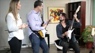 Set Guitarra Eléctrica y Amplificador Mercury Falabella TV Tutorial -  YouTube