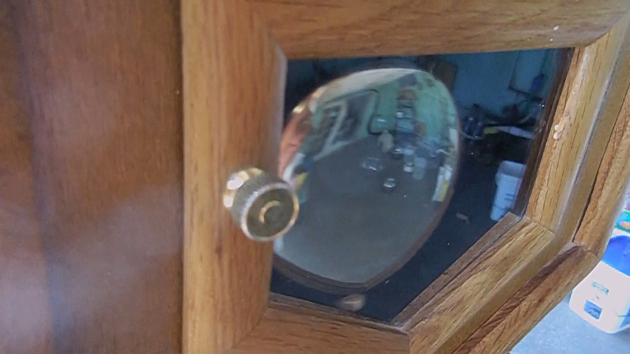 Vintage 31 DayMONTGOMERY Ward School House Pendulum Clock