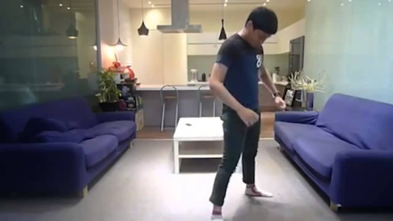 включи снимать штаны снимать. приколы нормальные. описалась в джинсы. комиксы нормальные. марату сняли штаны!.