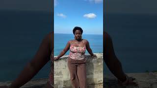 Giving Fall Vibes But Caribbean Edition?