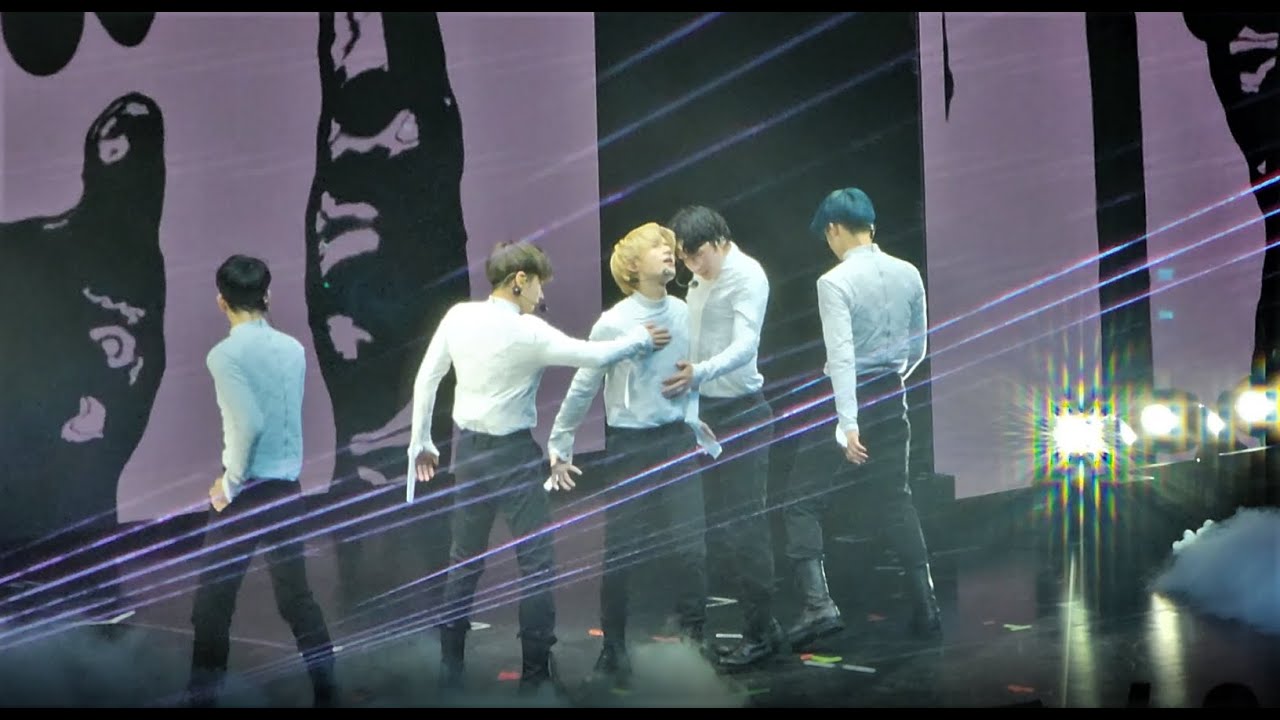 TXT Act Lovesick LA Day 2 - Frost + Maze in the Mirror + Eternally